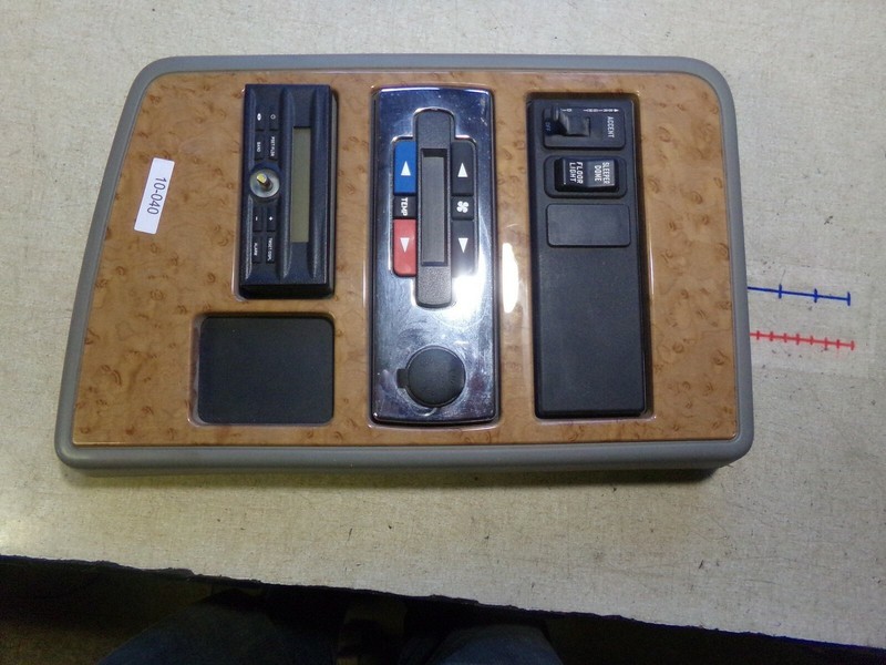 International Sleeper Switch Control Panel with Heater/AC Radio Clock 002Y354398