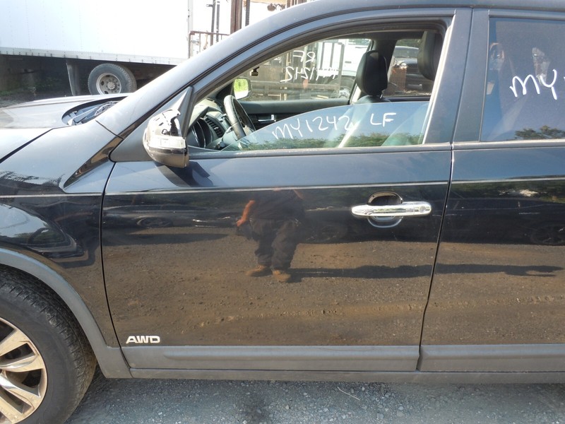 11-13 Kia Sorento Front Door Assembly Driver Left Electric OEM EB *SEE NOTES*