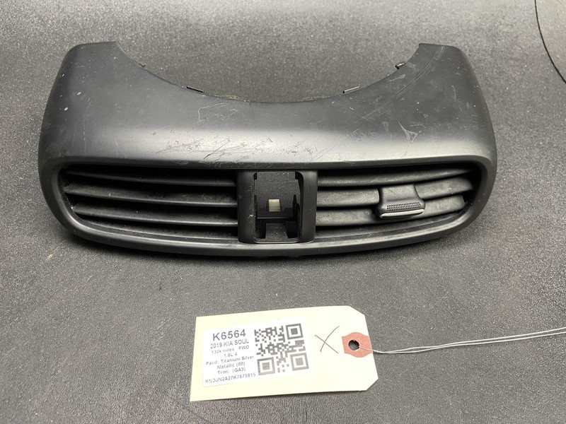 Dashboard Center A/C Heater Vent Grille 2019 KIA Soul 2017 2018 X