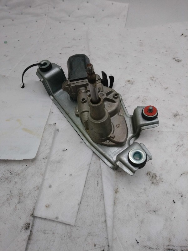 Used Back Glass Wiper Motor fits: 2018 Chrysler PacificaGrade A