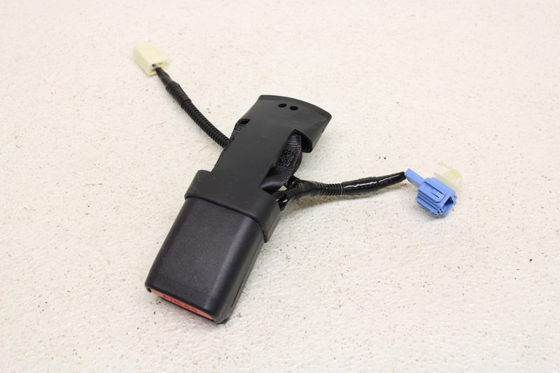 Subaru WRX Rear Left Seat Belt Buckle Clip Driver Side Genuine Oem 2022-2023
