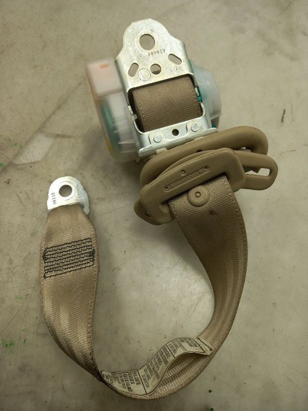 08 LEXUS RX350 REAR PASSENGER RIGHT SEAT BELT