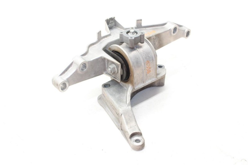 09-12 Porsche Cayman 2.9L Engine Mount 9A137512322