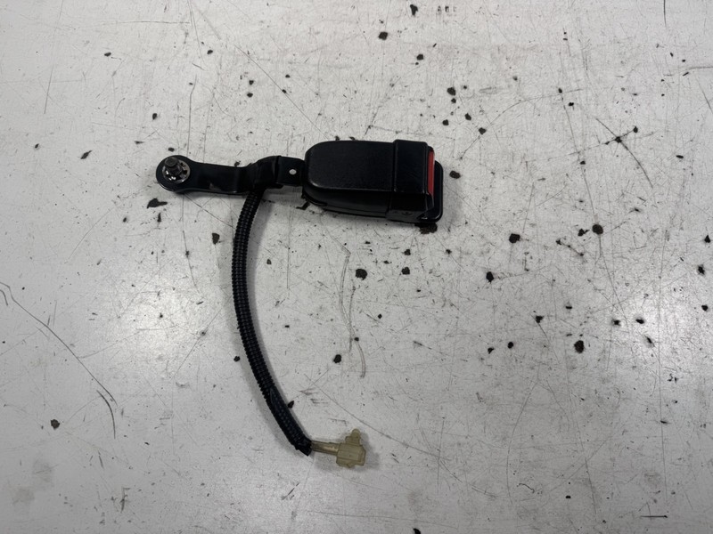 90-91 Honda CRX SI Seatbelt Buckle Left Side OEM