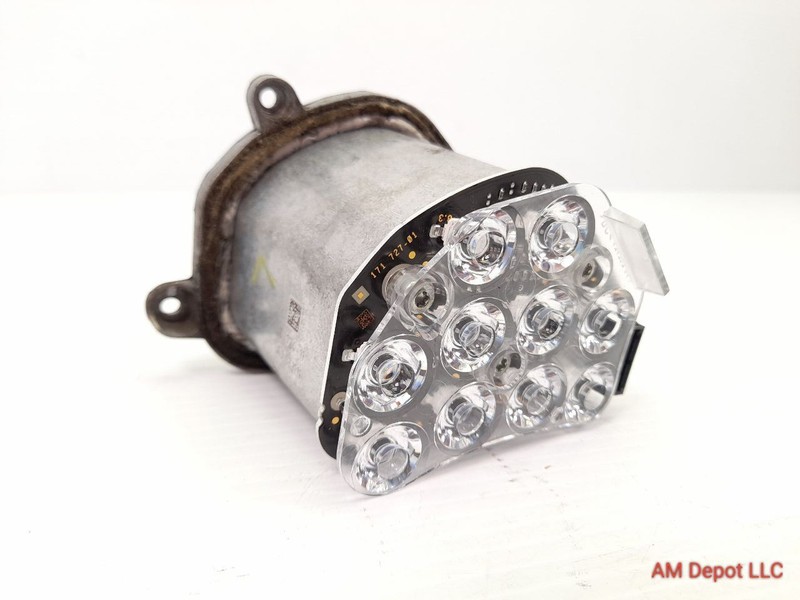 2012 BMW 535i 550i GT F07 Front Left Headlight Turn Signal LED Module Insert