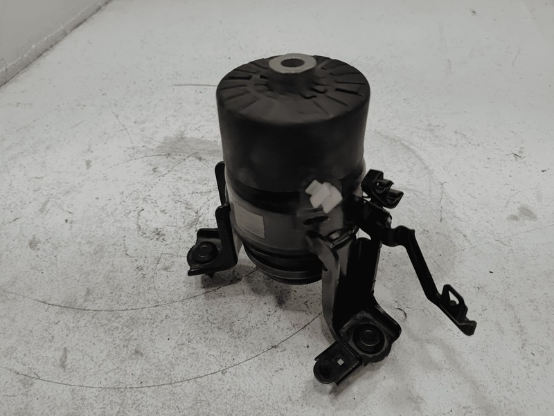 TOYOTA CAMRY 2.5L FWD ENGINE / TRANS FRONT MOUNT BRACKET INSULATOR 2018 - 24 OEM