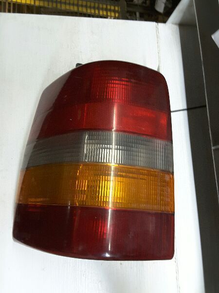 93 94 95 96 97 98 JEEP GRAND CHEROKEE L. TAIL LIGHT 74322