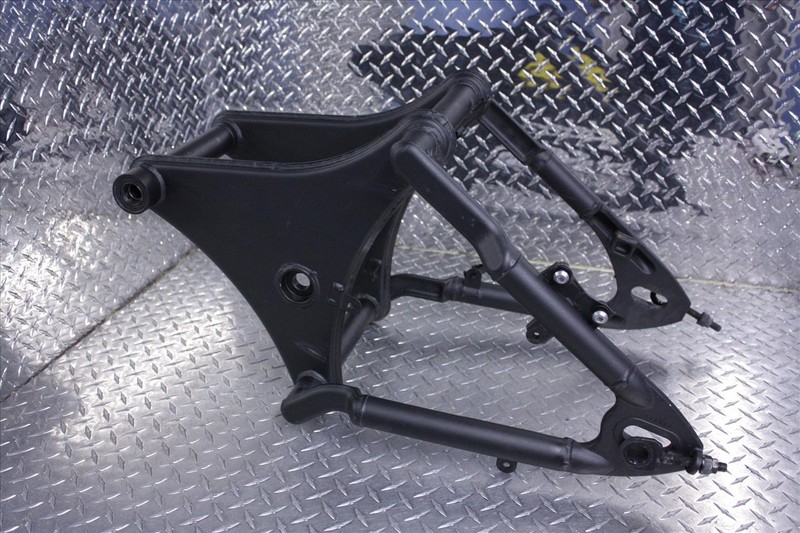 2008 KAWASAKI VULCAN VN 900 D REAR FENDER INNER CAGE BRACKET SUPPORT VN900 08