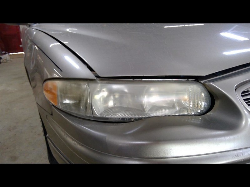 Passenger Right Headlight Fits 97-04 REGAL 1667174