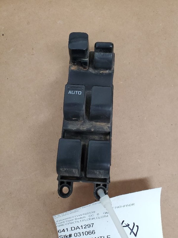 PATHFINDR 1997 Front Door Switch 282550