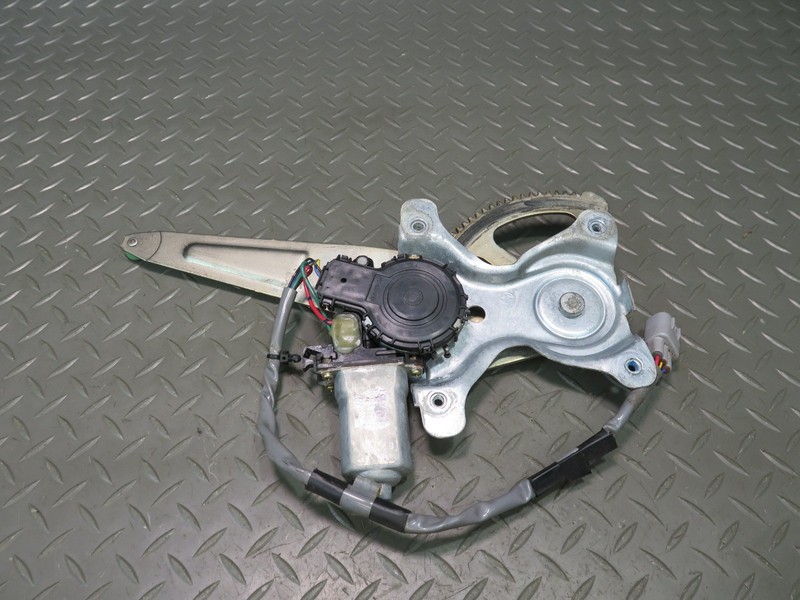 1998-2007 LEXUS LX470 J100 REAR LEFT DRIVER SIDE DOOR WINDOW REGULATOR W MOTOR