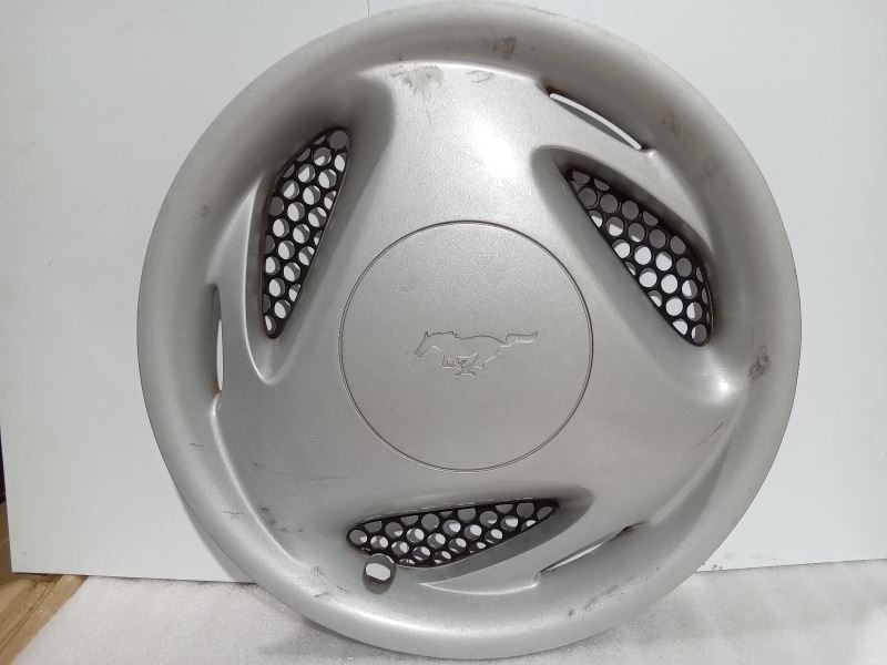 1994-1998 Ford Mustang 15" OEM Wheel Cover 915 Hubcap Silver F4ZZ1130A