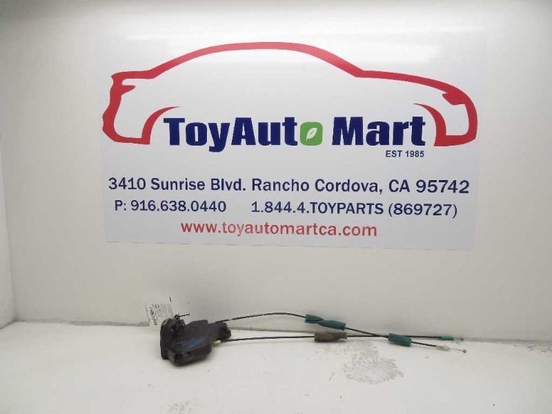 01-05 TOYOTA CAMRY DRIVER SIDE REAR DOOR LOCK ACTUATOR ASSEMBLY