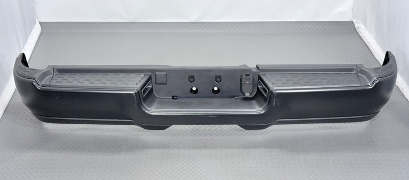 ✅ 2019-2026 RAM 2500 3500 5500 OEM REAR STEP BUMPER ASSEMBLY w/ PAD LIGHTS Black