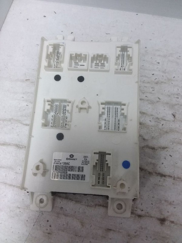 Body Control Module BCM Fits 15 DURANGO 68236139AC