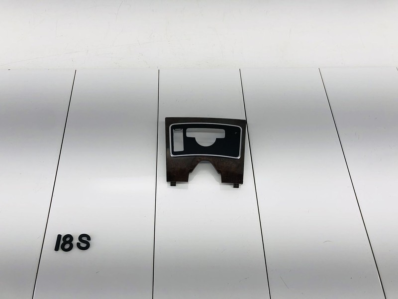 10-13 MERCEDES BENZ E350 FRONT CENTER CONSOLE SWITCH BEZEL TRIM COVER OEM