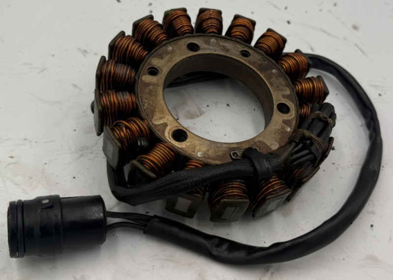 2007 Kawasaki Ninja ZX600 ZX 600 J ZZR600 Engine Stator Magneto Coil Generator