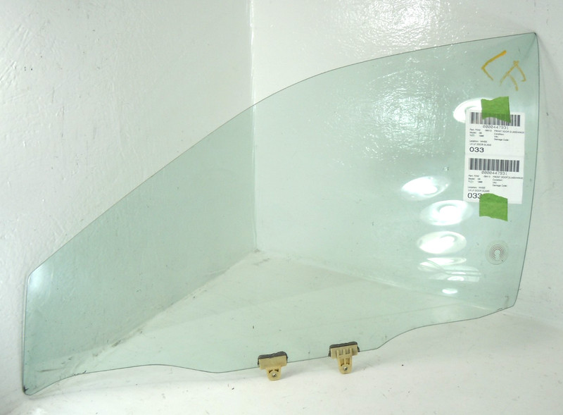 1996-1999 Infiniti I30 Front Door Window Glass Driver Left LH OEM