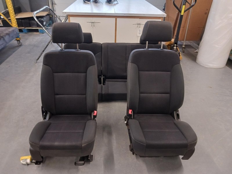 14-'19 CHEVROLET SILVERADO 1500 Front Seat Cloth Electric AZ3 OEM Trim Code H0U