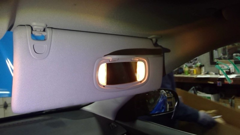 Passenger Sun Visor Without Garage Door Opener Fits 19-23 CHEROKEE 1782176