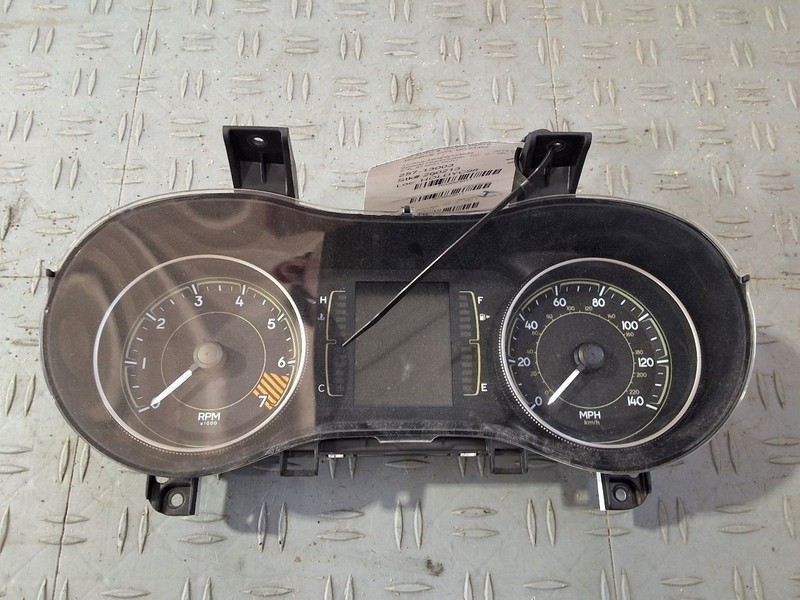 2014 Jeep Cherokee Speedometer Instrument Cluster 2.4L 140 MPH 3.5in Screen