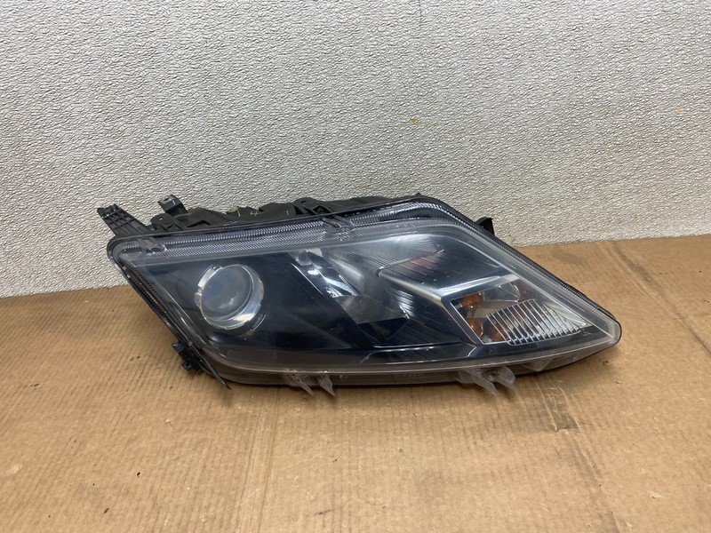 2010 2011 2012 Ford Fusion Right Passenger RH Headlight Halogen OEM AA5338 DW