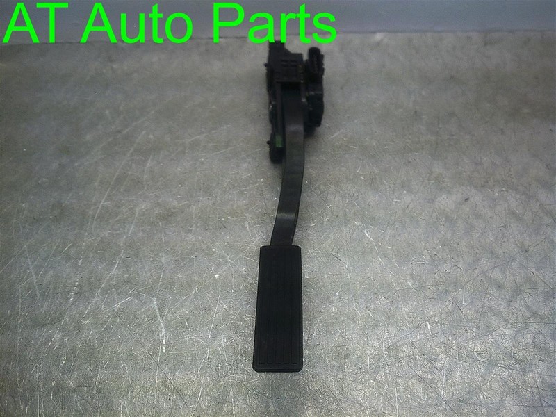 2012 GMC TERRAIN ELECTRIC GAS GASOLINE PEDAL OEM 25798449