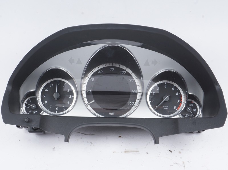 2012 2013 MERCEDES E350 212 Sedan Gas Cluster Speedometer 2129004213 Gauge OEM
