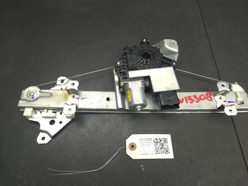 Rear Left Door Window Regulator w/ Motor 2025 Nissan Kicks 82751-7LG0A