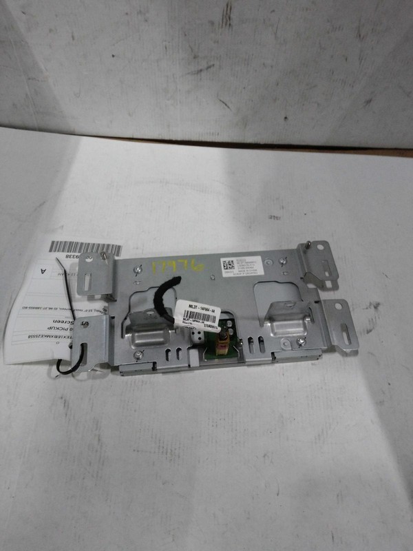 2021 Ford F150 Infotainment Display OEM White 31K Miles Warranty NJ25-17976