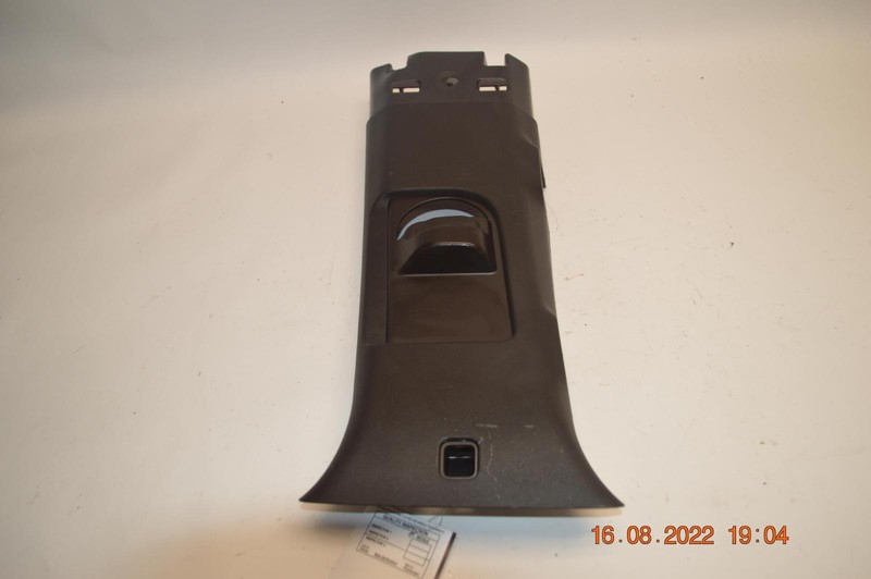2021-2022 GMC YUKON CENTER LEFT DRIVER SIDE B PILLAR UPPER COVER PANEL OEM