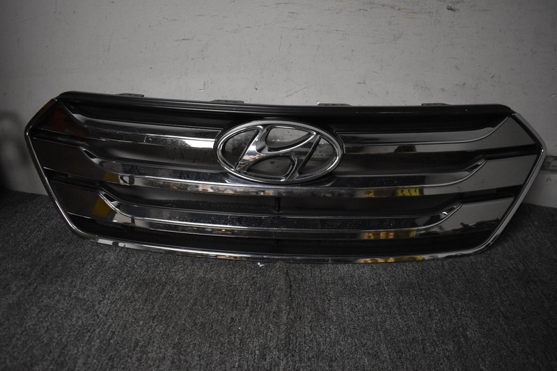 2013-2015 HYUNDAI SANTA FE SPORT FRONT GRILLE FACTORY OEM