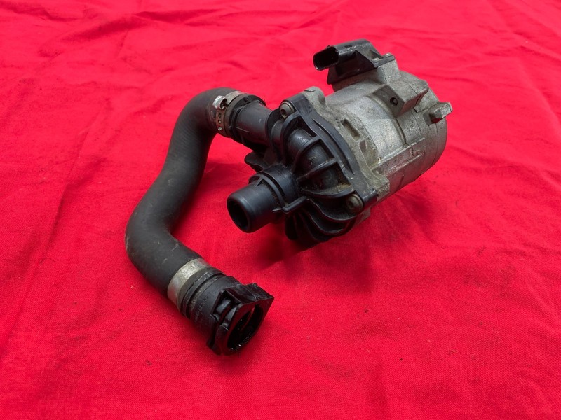 12-18 BMW F06 F10 F12 M5 M6 S63 Auxiliary Additional Coolant Water Pump OEM✅