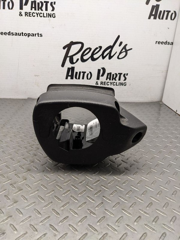 GMC CANYON CHEVY COLORADO STEERING COLUMN SHROUD UPPER & LOWER TRIM OEM 2015