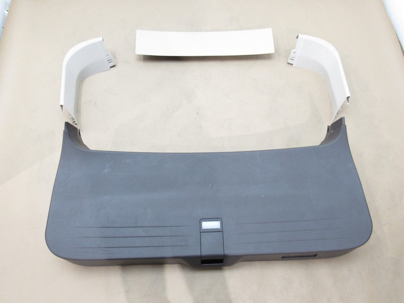 Lincoln Aviator 2021 Trunk Tailgate Lower Trim Cover Panel Set 19-25 *