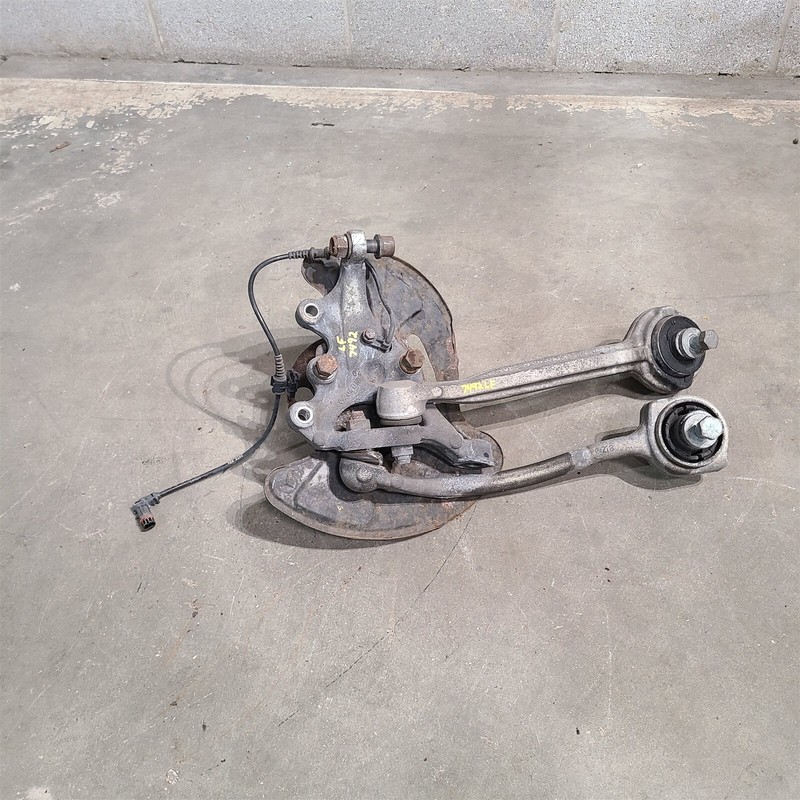 03-09 Mercedes CLK 500 AMG Front Driver Spindle Hub Knuckle Lh Aa7492