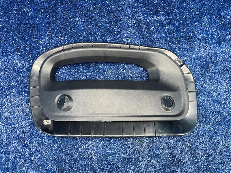 2025 2026 RAM 1500 FR FRONT BUMPER FOG LIGHT SENSOR BEZEL COVER OEM 68566262AA