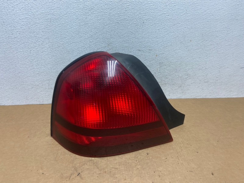 2003-2011 Mercury Grand Marquis Left Driver Lh Side Tail Light OEM AD4811 LK