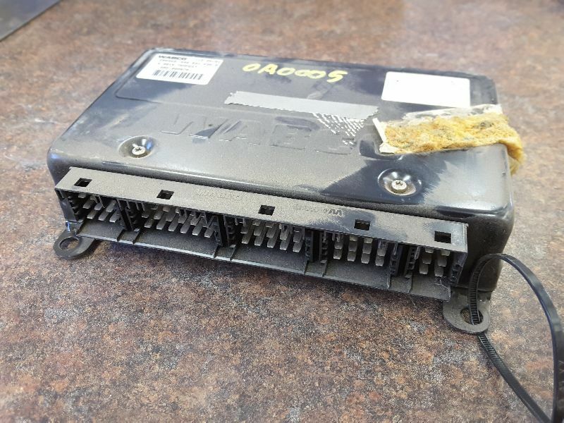 Chassis ECM ABS Discovery Right Hand Dash Fits 02 LAND ROVER 51018