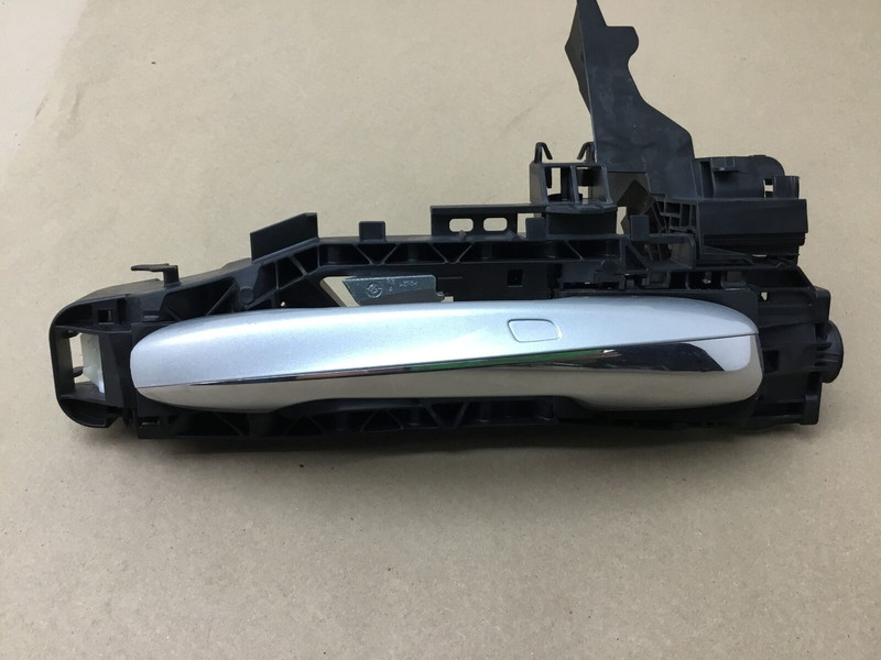Mercedes C63 S W205 2015 Front Right Door Exterior Handle Bracket 15-20 ; :A