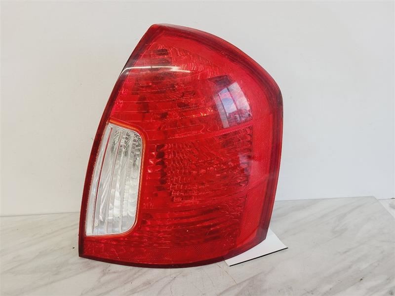 Passenger Tail Light Quarter Panel Mounted Sedan Fits 06-11 ACCENT 545401