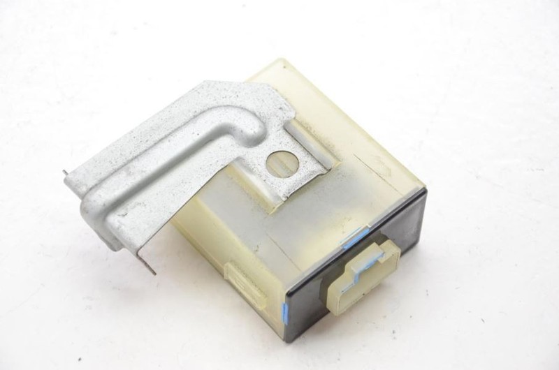 1994-1996 Nissan 300ZX Z32 Vert Antenna Relay Module