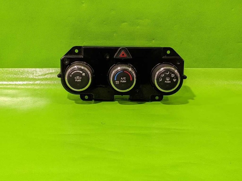 13 RAM 1500 TEMPERATURE CLIMATE CONTROL SWITCH W/ REAR DEFROSTOEM 4506-2