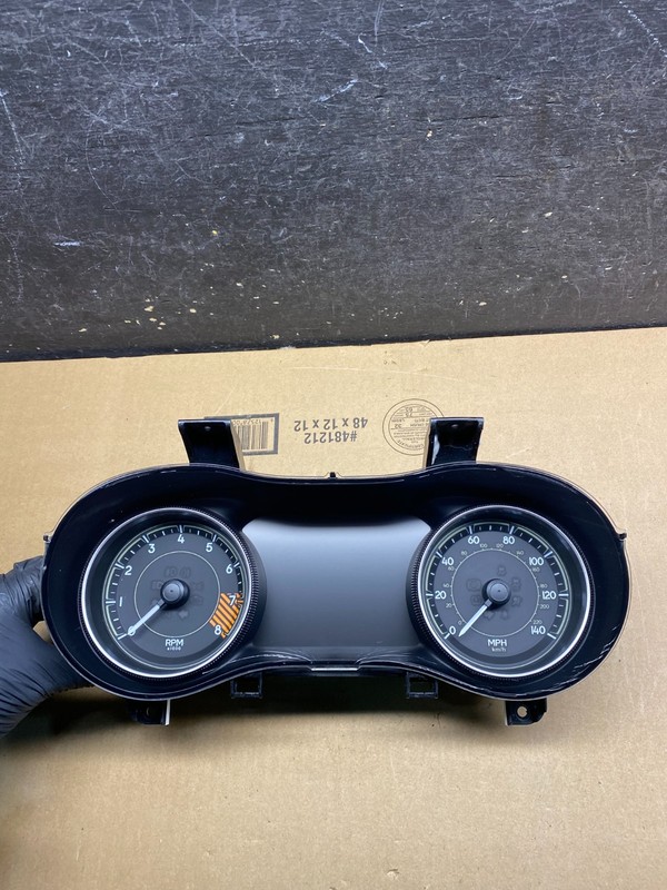2015 Jeep Cherokee Speedometer Gauge Cluster OEM W4106 PS