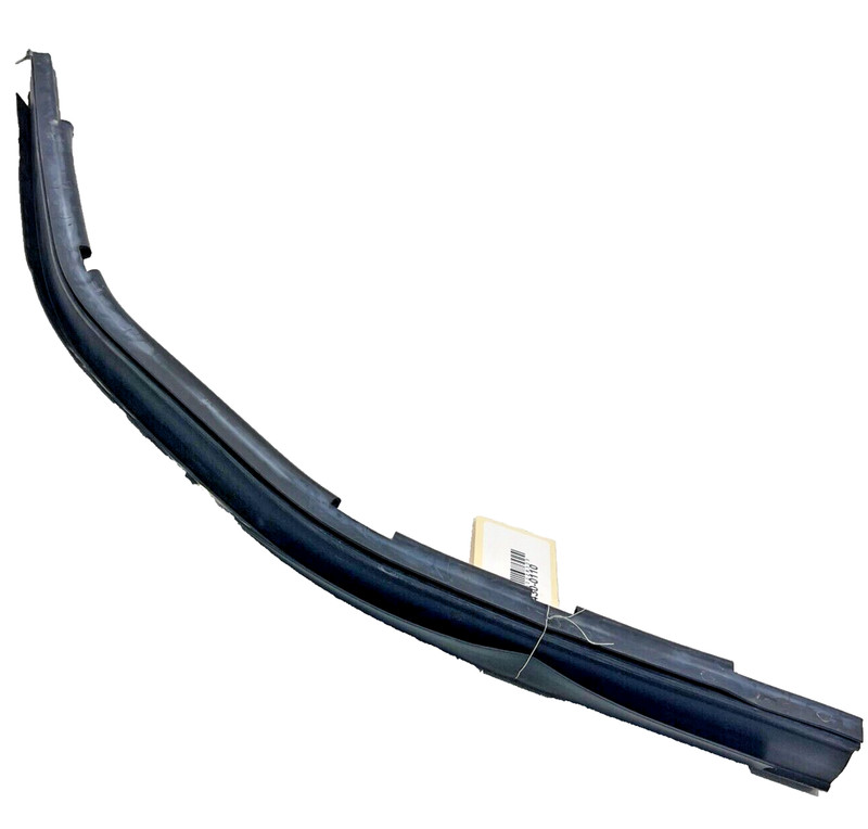 2017-2020 BMW 440i UNDER HOOD REAR ENGINE BAY WEATHERSTRIP RUBBER SEAL OEM