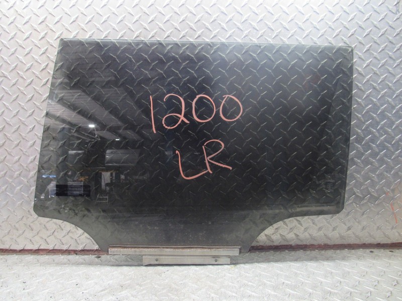 08 09 10 11 12 13 14 15 SCION xB LEFT DRIVER REAR DOOR WINDOW GLASS