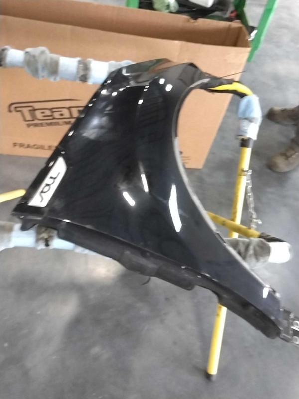 2015 KIA SOUL Fender Right Black Used 148K Miles OEM Part #447112