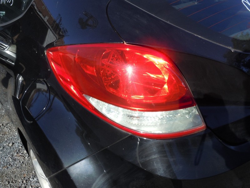 2012-2017 Hyundai Veloster Tail Light Lamp Driver Left W/O LED Accent