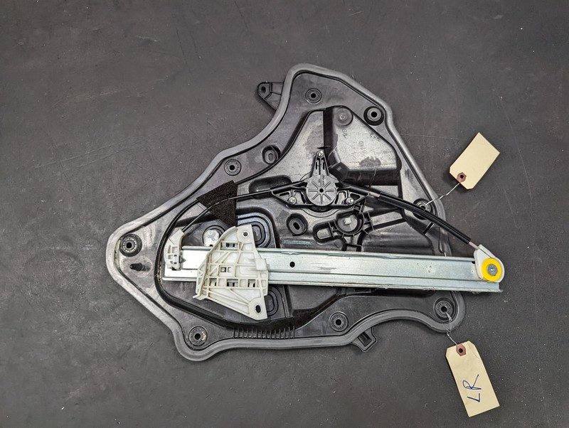 Rear Left Door Window Regulator 2020 Mazda CX-9 TK48-73-590A 2016 2017 - 2021 X