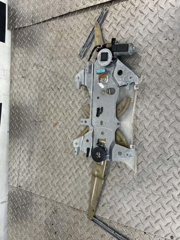 1996-2002 Toyota 4runner 4 runner Rear Trunk Lid Decklid Motor With Track Oem *